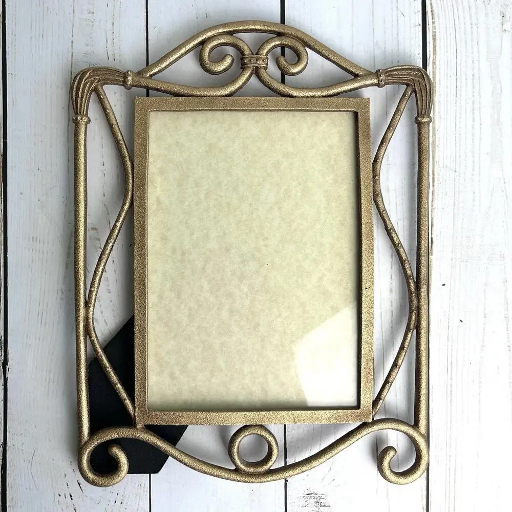 VTG Elsa Gold Tone Art Deco Style Metal Picture Frame Scroll 4.5”x6.375” Opening
